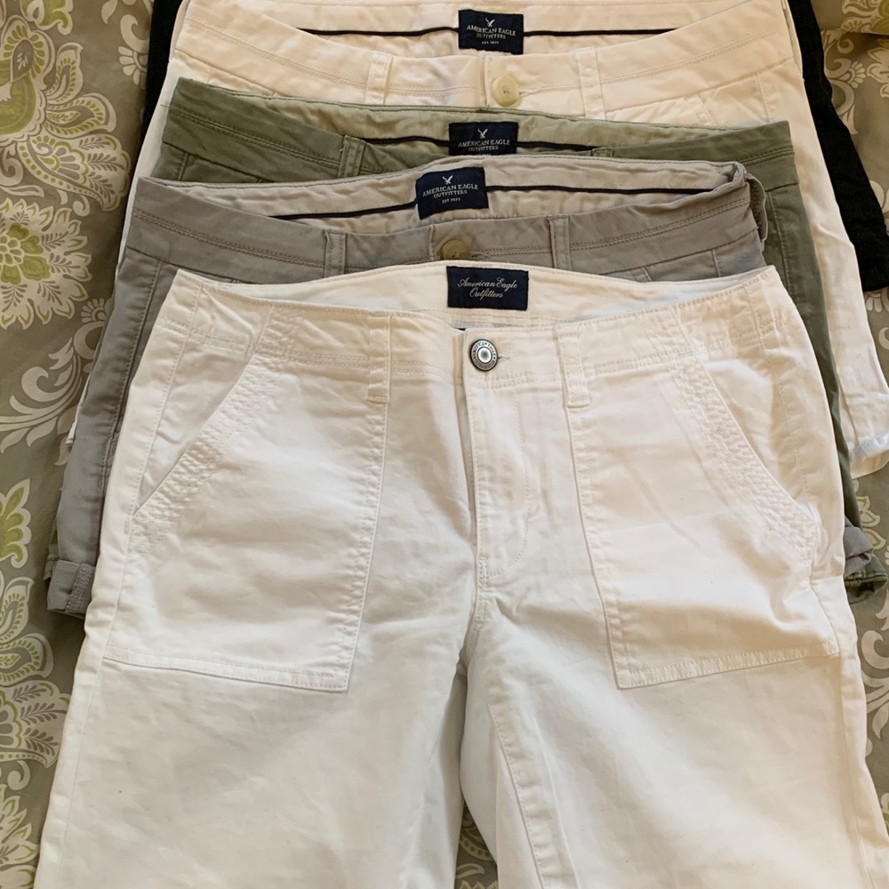 4 American Eagle shorts & 1 Bermuda - Picture 6 of 6